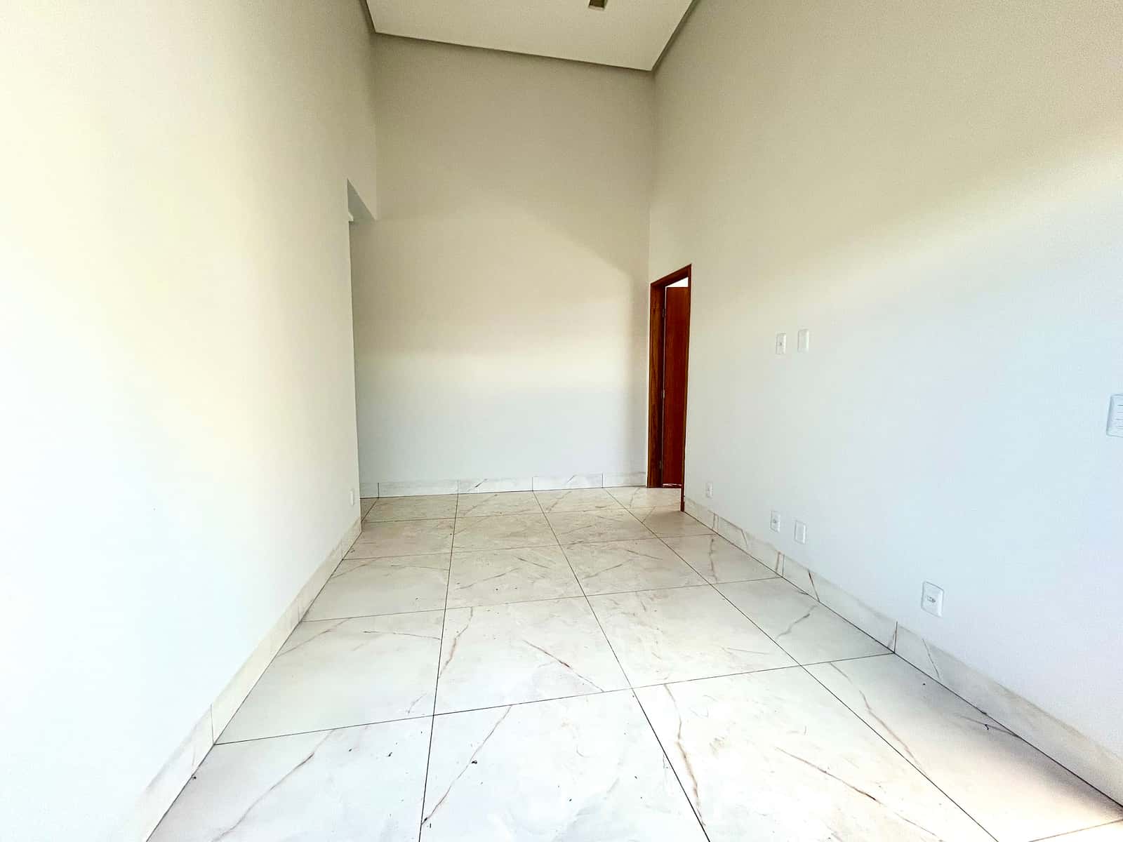 Casa à venda no Setor Boa Esperança – 3 quartos, varanda gourmet, habite-se e averbada | Aparecida de Goiânia