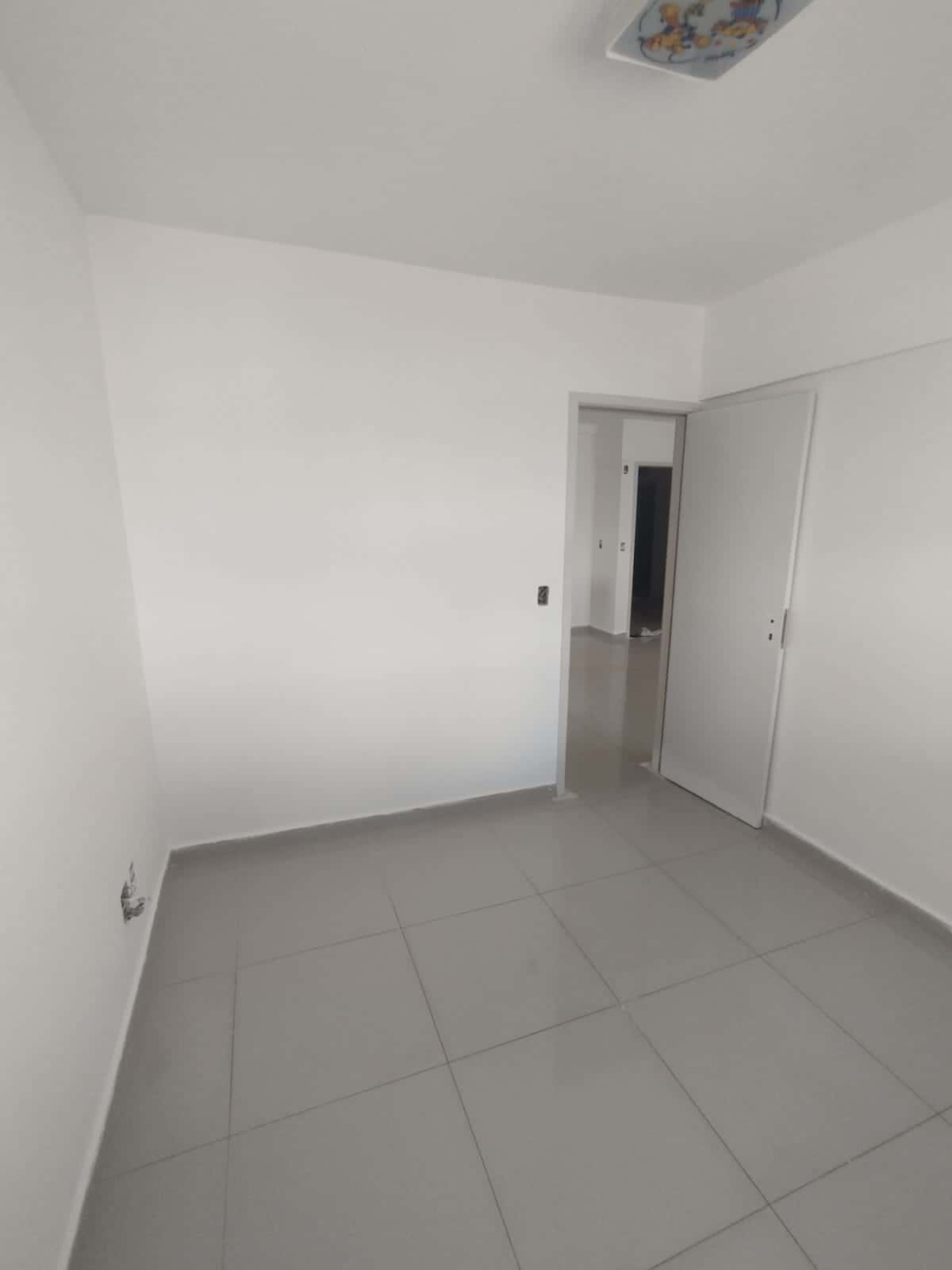 Apartamento de 2 Quartos com Suíte à Venda no Brisas Di Lourenzzo – 57 m², Andar Alto com Vista Livre em Goiânia