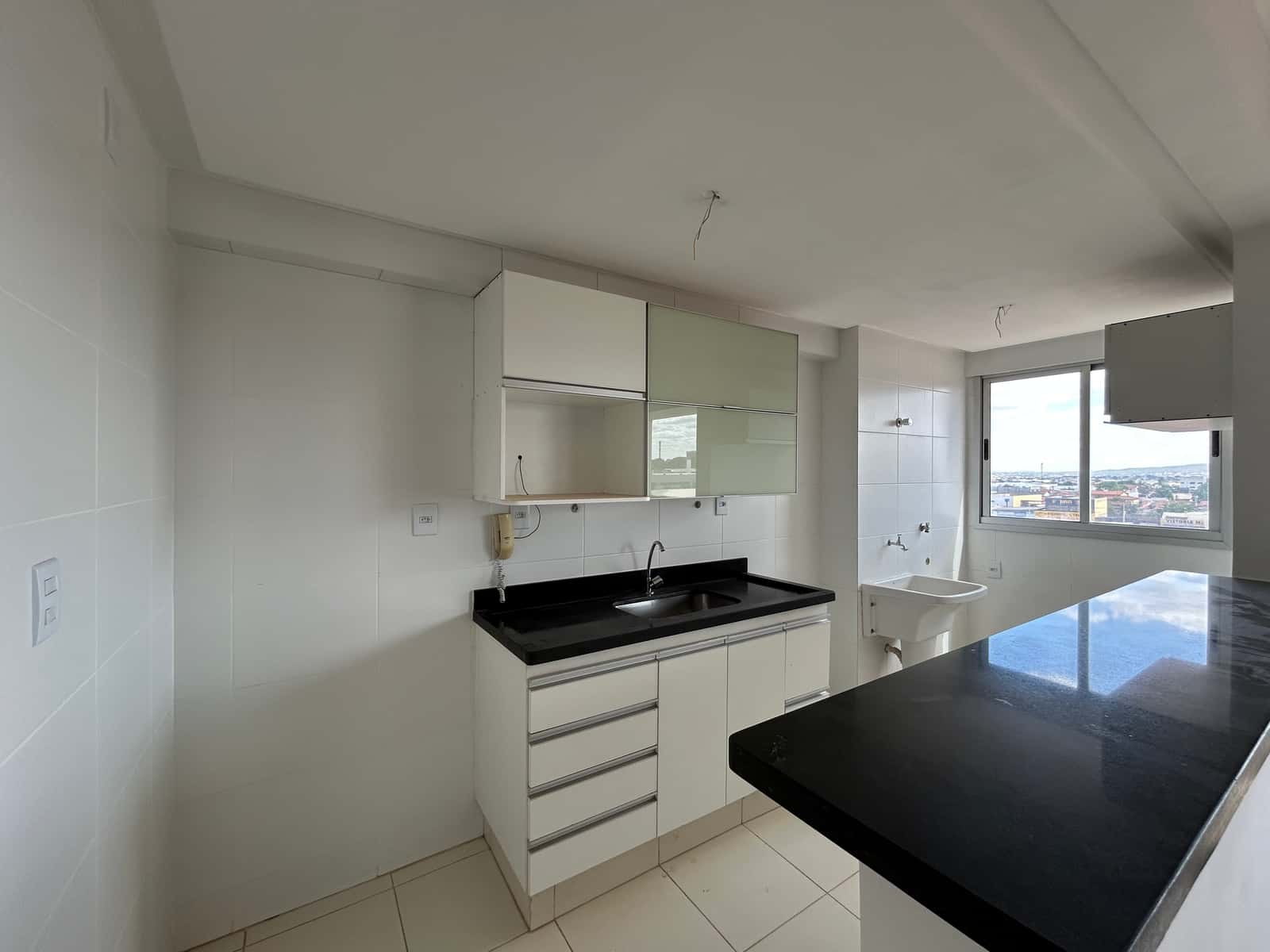 Apartamento com 3 Quartos à Venda na Vila Rosa, Goiânia, Suíte e Lazer de Clube