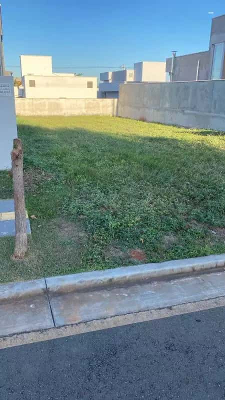 Lote à venda no Terras Alpha Residencial 1 – Senador Canedo (GO)
