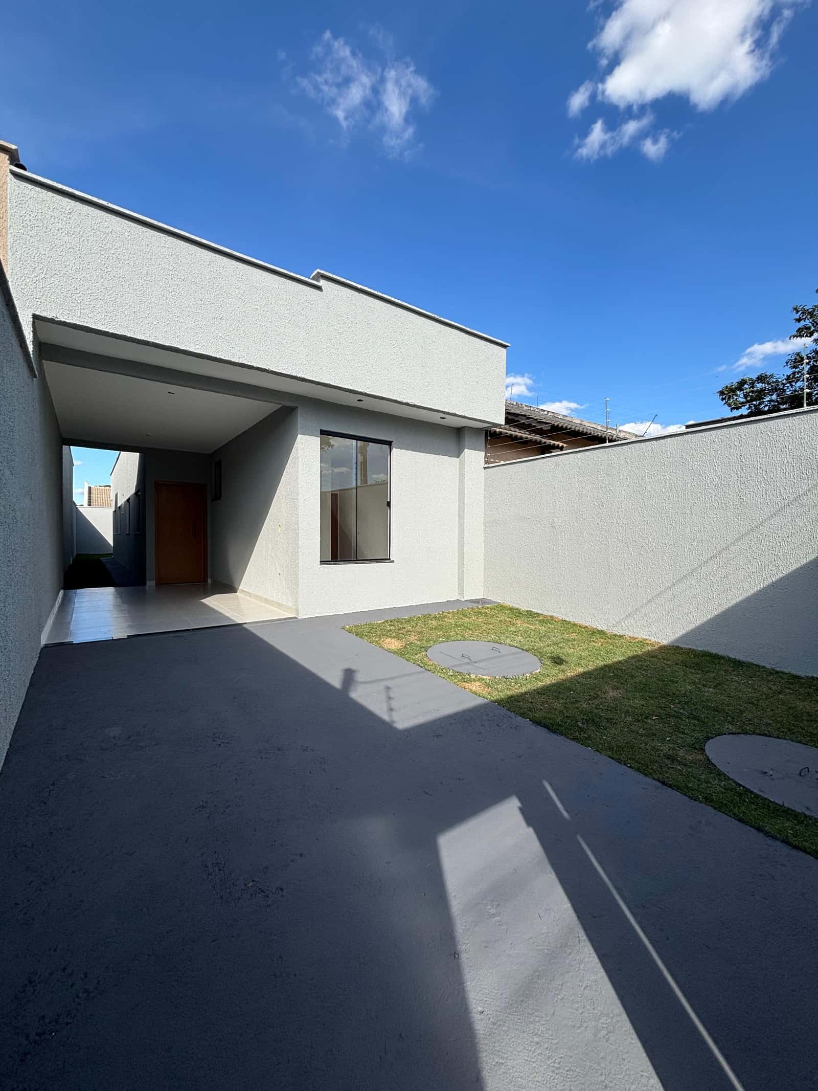 CASA 03 QTOS SENDO 1 SUITE NO PARQUE IBIRAPUERA APARECIDA DE GOIANIA