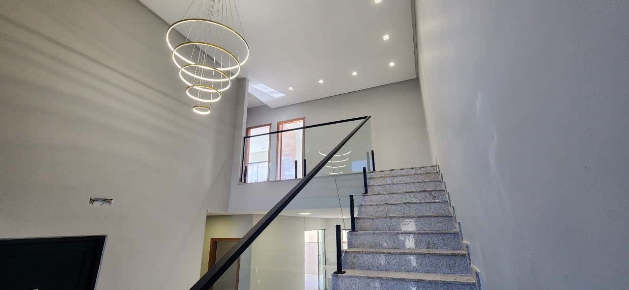 CASA 4 SUITES PROXIMO A T63 NO PARQUE ANHANGUERA