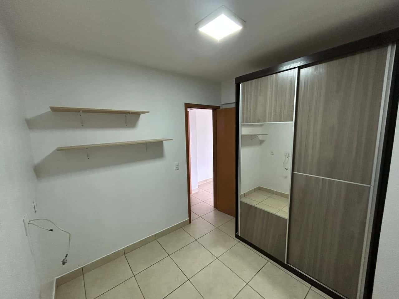 Apartamento 2 quartos 1 suite 1 vaga de 65 m² nascente com varanda  Vila alpes  - Goiânia/GO