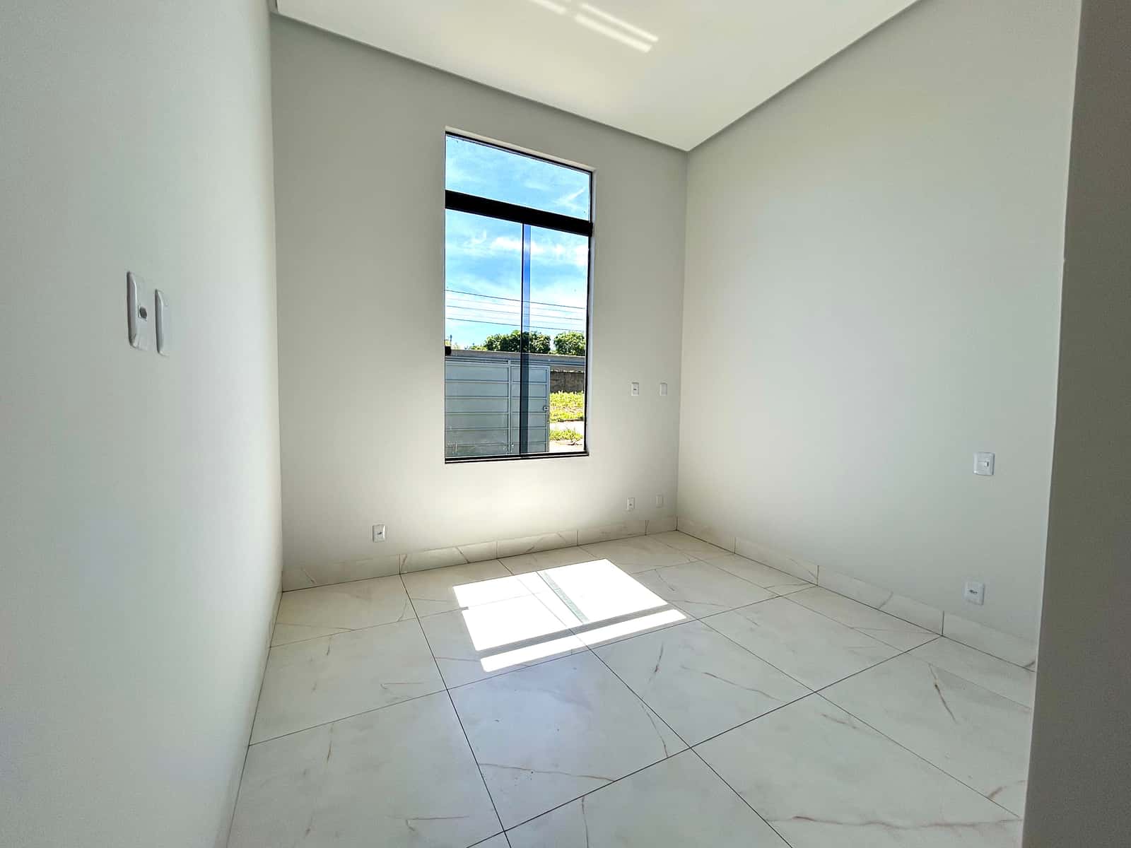 Casa à venda no Setor Boa Esperança – 3 quartos, varanda gourmet, habite-se e averbada | Aparecida de Goiânia