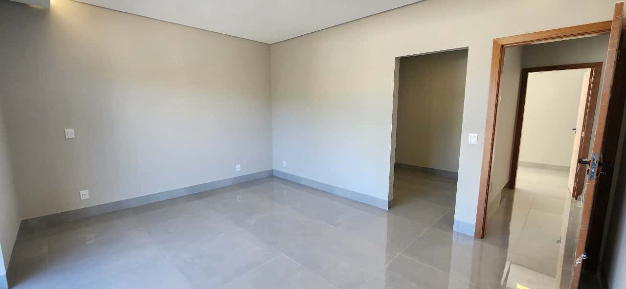 CASA 4 SUITES PROXIMO A T63 NO PARQUE ANHANGUERA