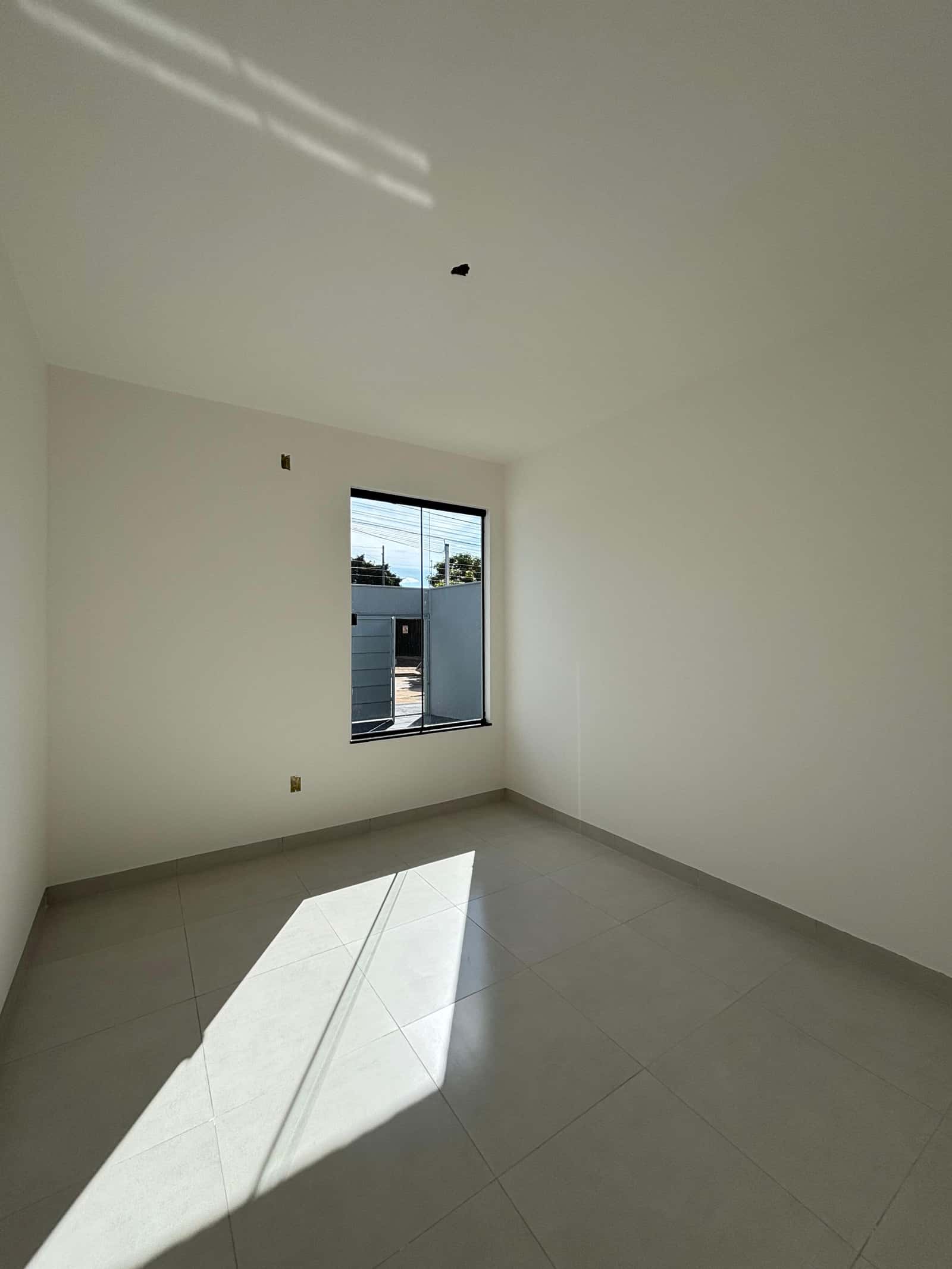 CASA 03 QTOS SENDO 1 SUITE NO PARQUE IBIRAPUERA APARECIDA DE GOIANIA