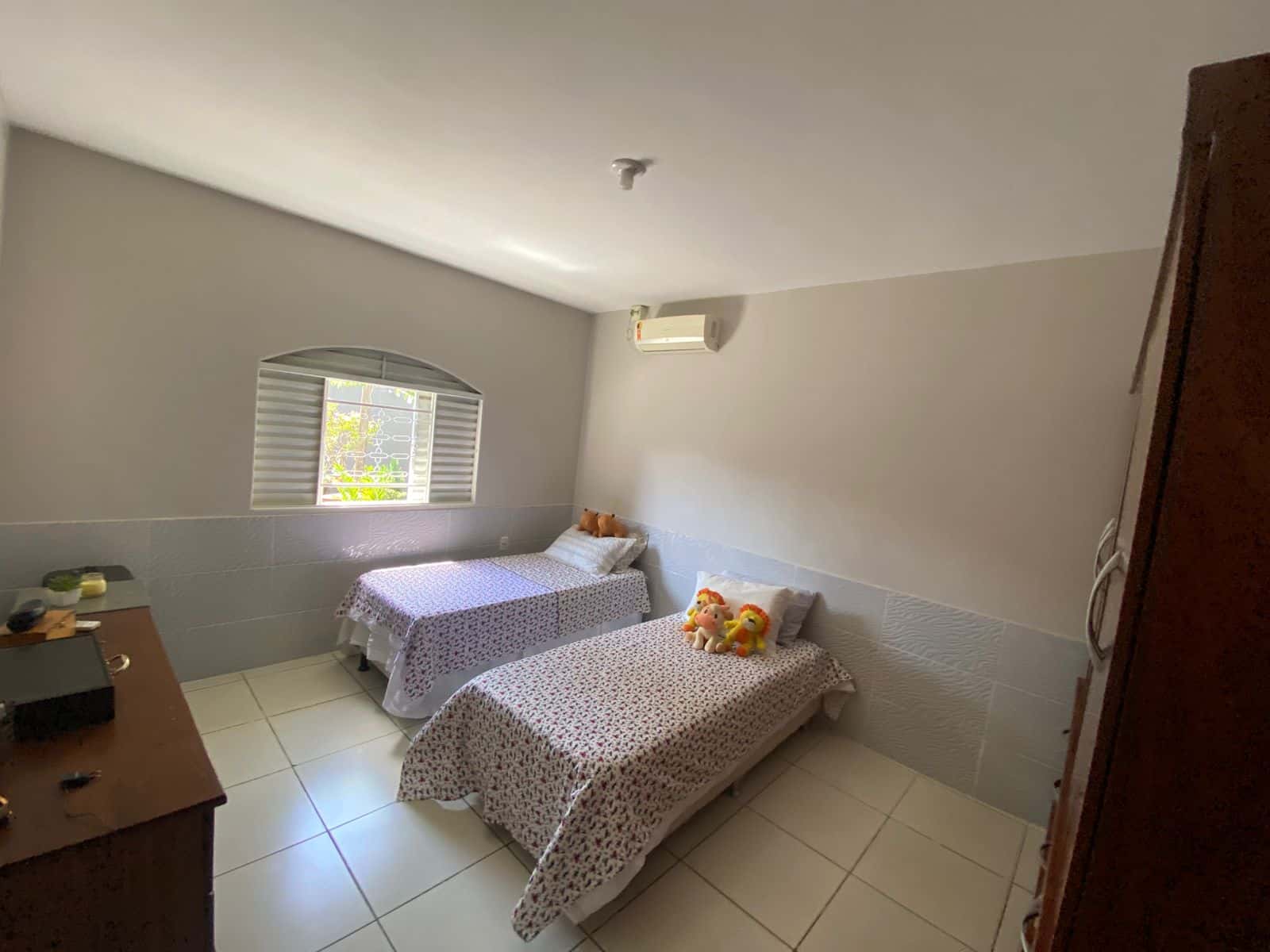 Casa à venda – Parque Amazonas 3 suítes amplas