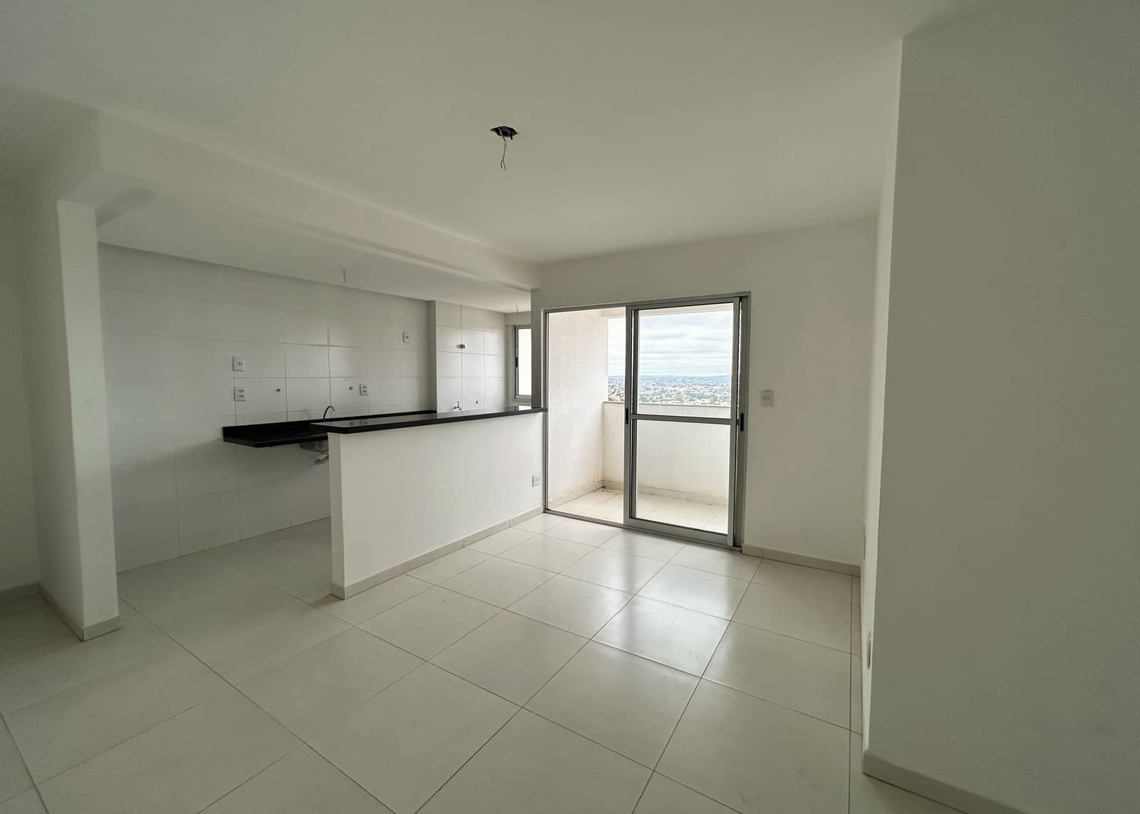 Apartamento 3 Quartos com Suíte – Vila Rosa, Goiânia