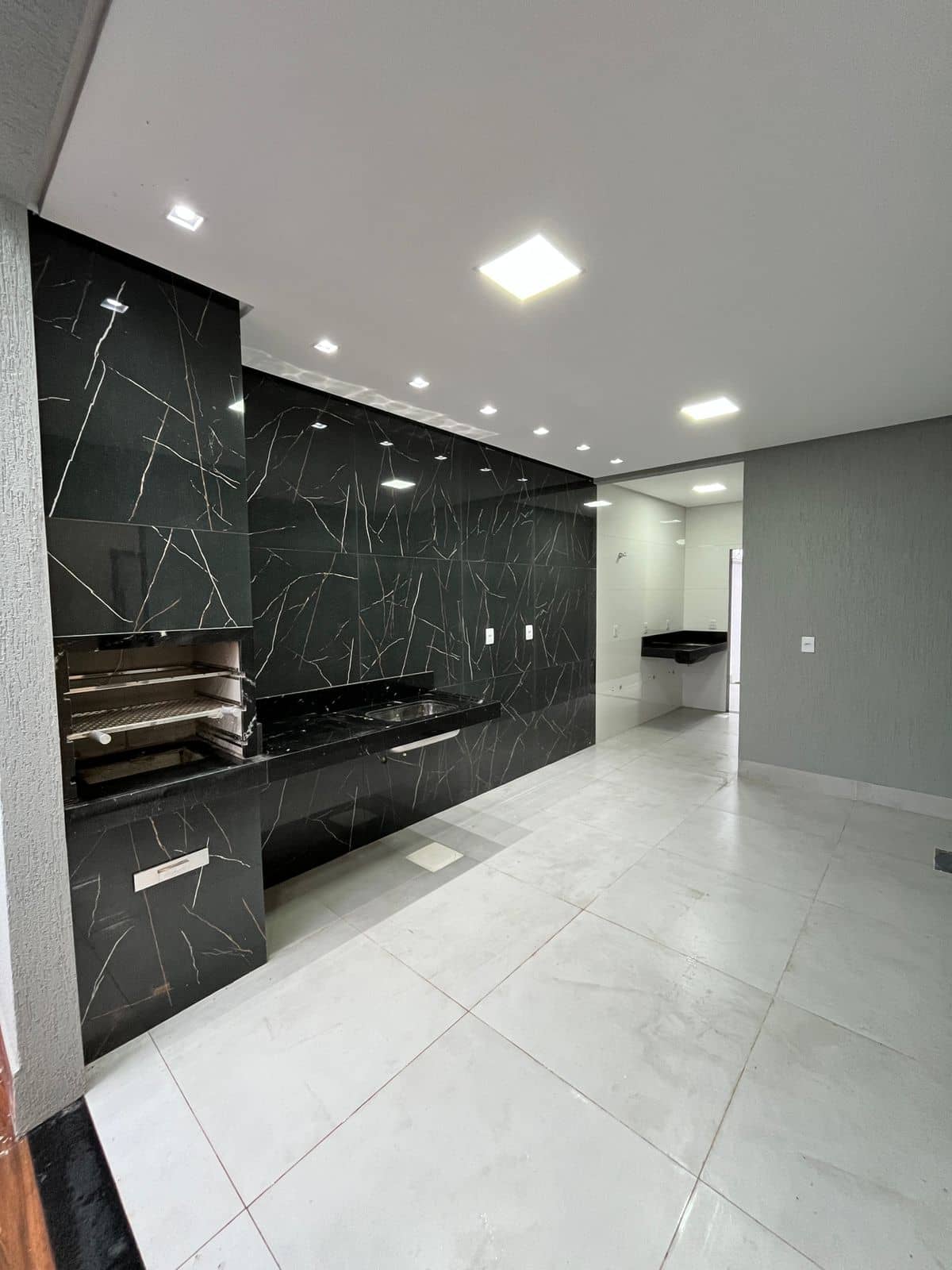 casa 3 quartos sendo  2 suites 3 marias 150 mts lote 240