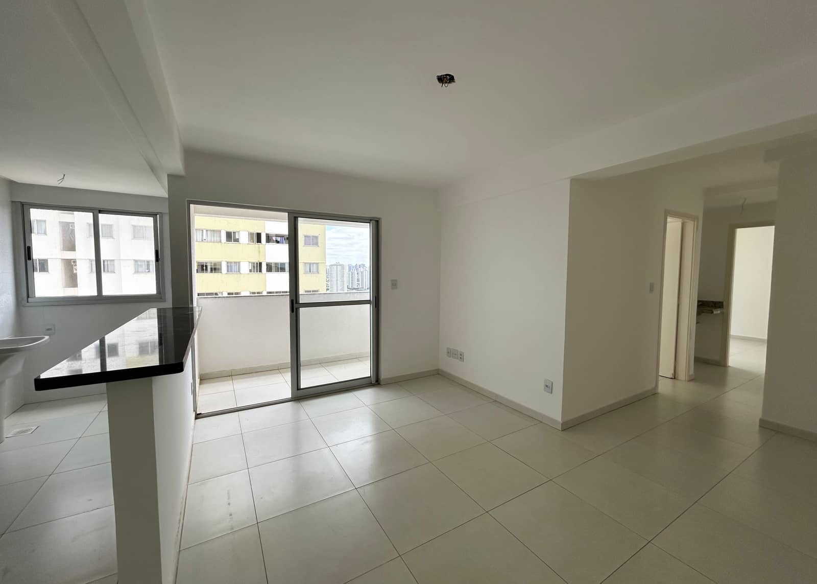 Apartamento com 3 Quartos à Venda na Vila Rosa, Goiânia – 73,86 m², Suíte e Lazer de Clube