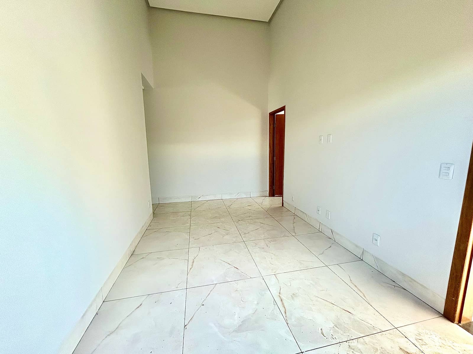 Casa à venda no Setor Boa Esperança – 3 quartos, varanda gourmet, habite-se e averbada | Aparecida de Goiânia