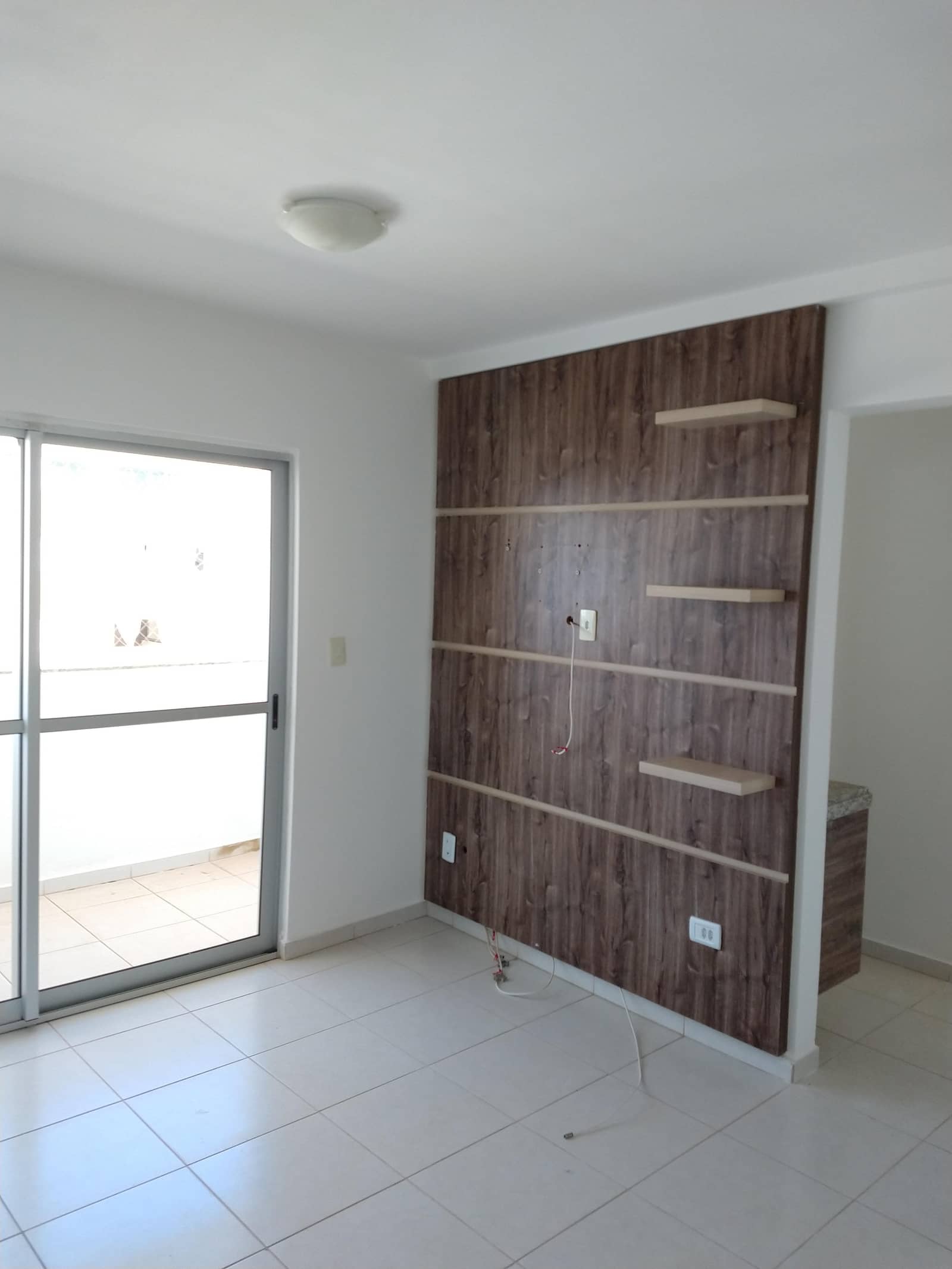 Apartamento 2 quartosQts sendo 1 suíteSuíte, com 1 vaga vaga de garagem, disponível para à venda no