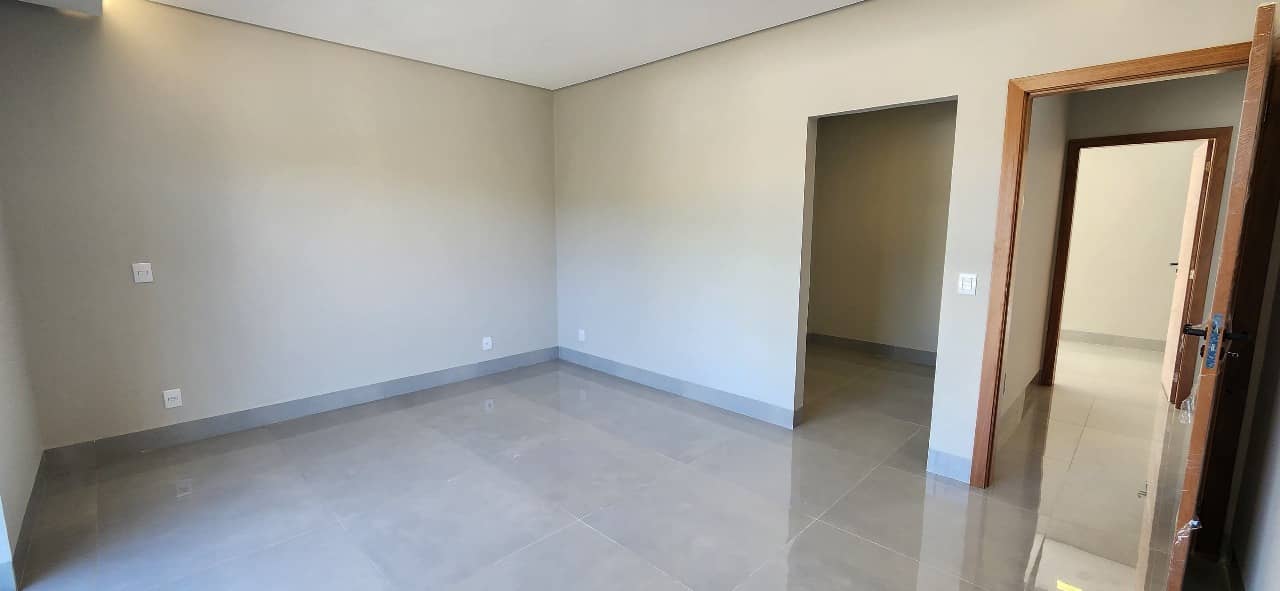 CASA 4 SUITES PROXIMO A T63 NO PARQUE ANHANGUERA