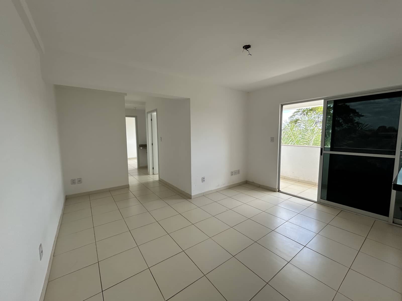 Apartamento com 3 Quartos à Venda na Vila Rosa, Goiânia – 73,86 m², Suíte e Lazer de Clube