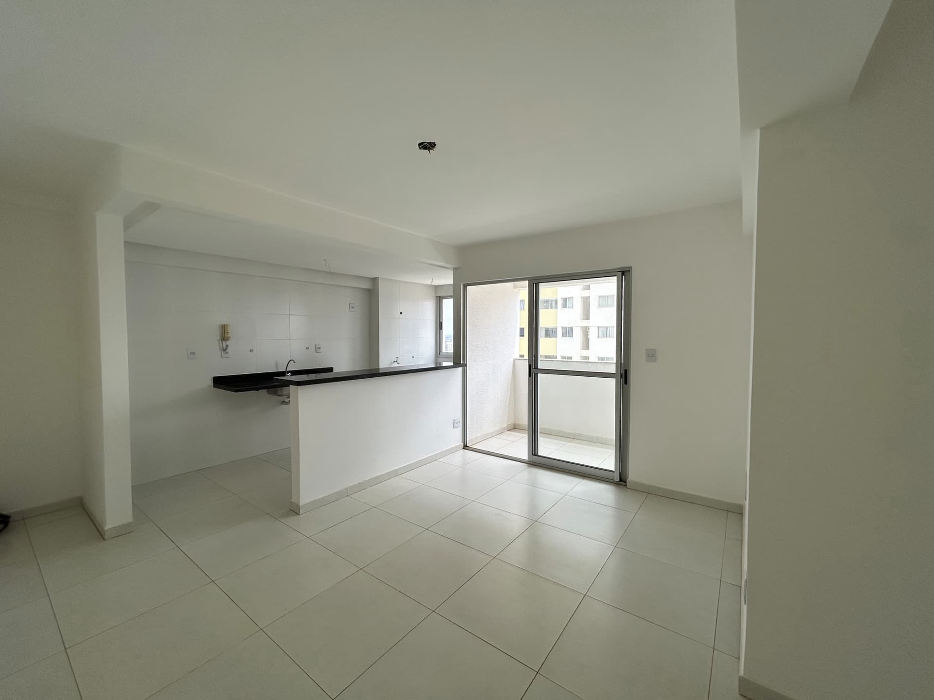 Apartamento com 3 Quartos à Venda na Vila Rosa, Goiânia – 73,86 m², Suíte e Lazer de Clube