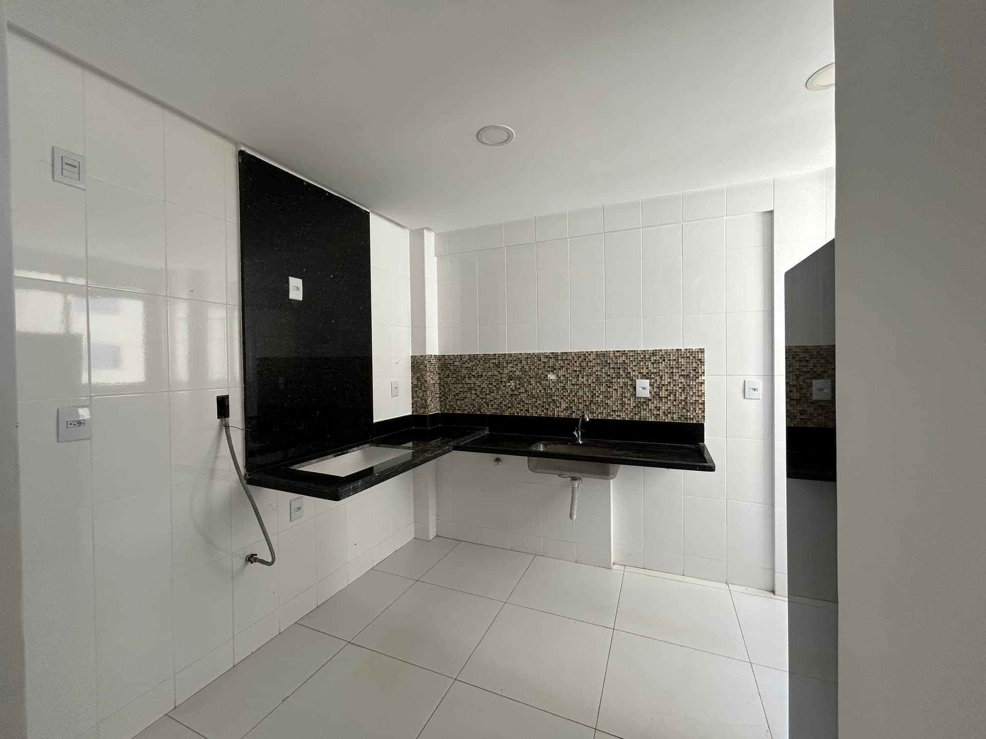 Apartamento à Venda – 3 Quartos, Suíte, Varanda Gourmet | 75 m² | Del Parco | Parque Amazônia, Goiânia