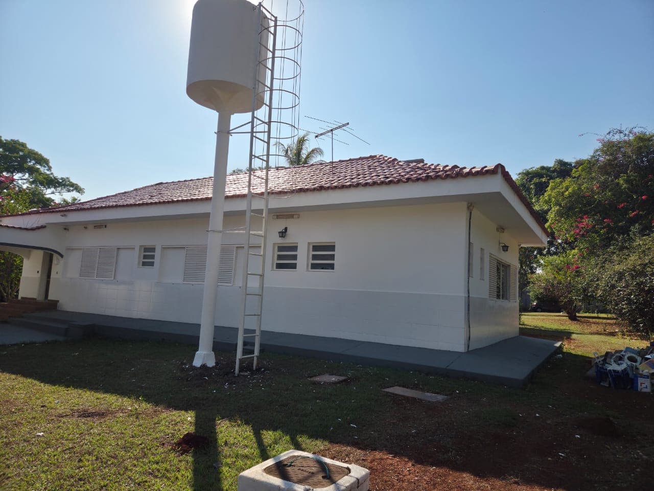IMPERDIVEL IMÓVEL DE ALTO PADRÃO À VENDA – AO LADO DA UFG