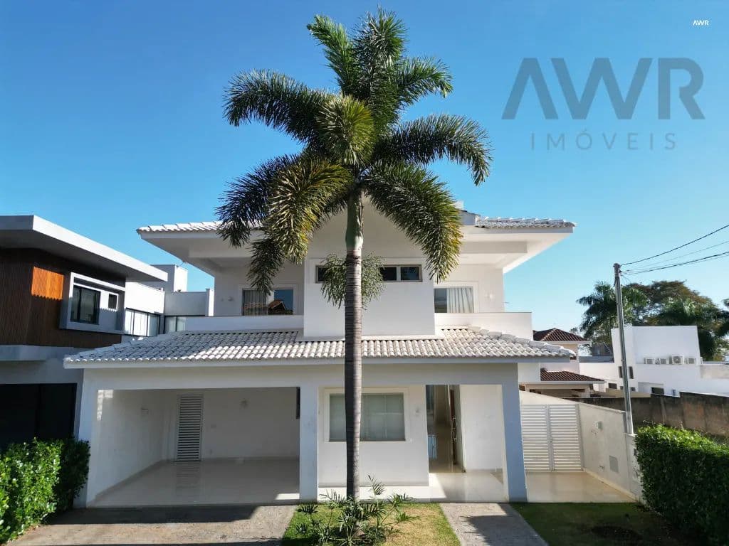 Casa de Condomínio à venda – 4 quartos, 331 m² – Jardins Madri