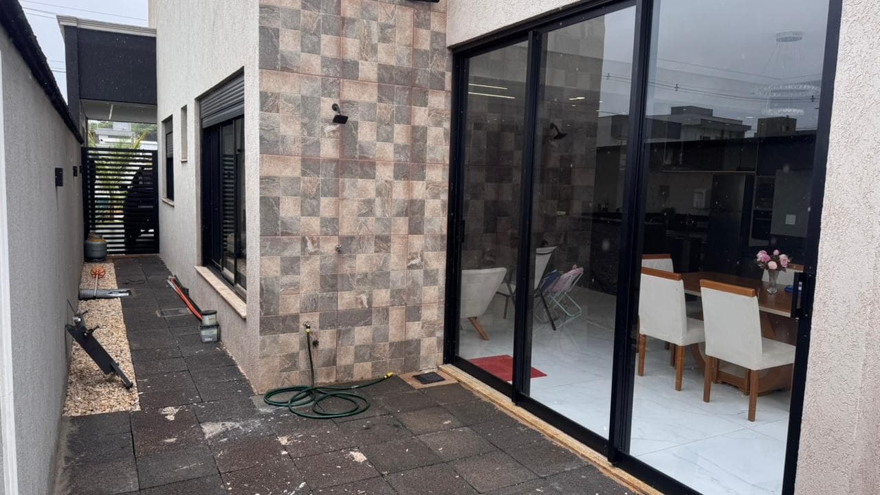 🏡 SOBRADO ALTO PADRÃO À VENDA – PARQVILLE QUARESMEIRA