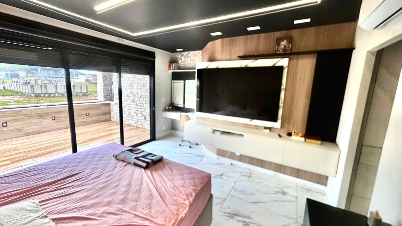 🏡 SOBRADO ALTO PADRÃO À VENDA – PARQVILLE QUARESMEIRA