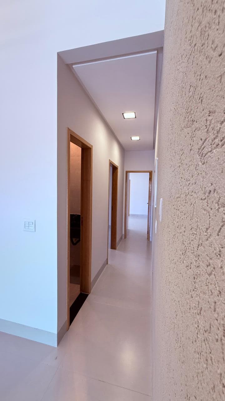CASA 3 QTOS COM AREA GOURMET PRIVATIVA COM PISCINA E CHURRASQUEIRA